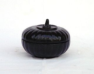 acc_4_2.jpg (7847 バイト)